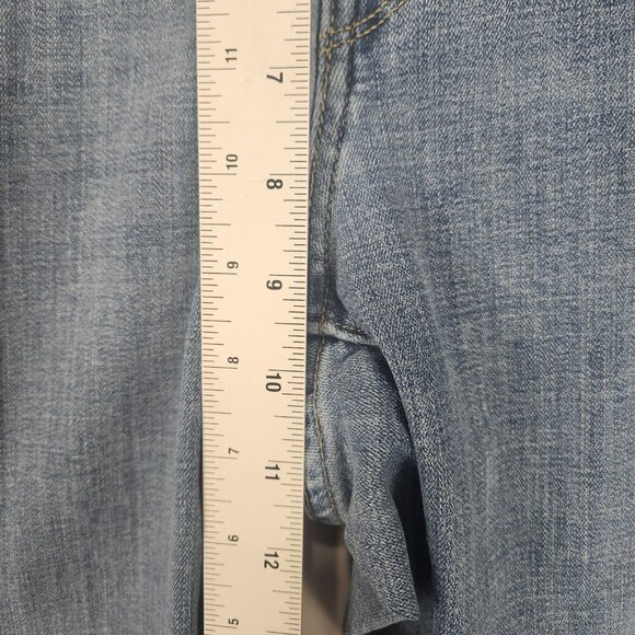 Levi Classic Bootcut Women's 33 Mid Rise Light Wash Stretch Denim Blue Pants - Picture 4 of 8